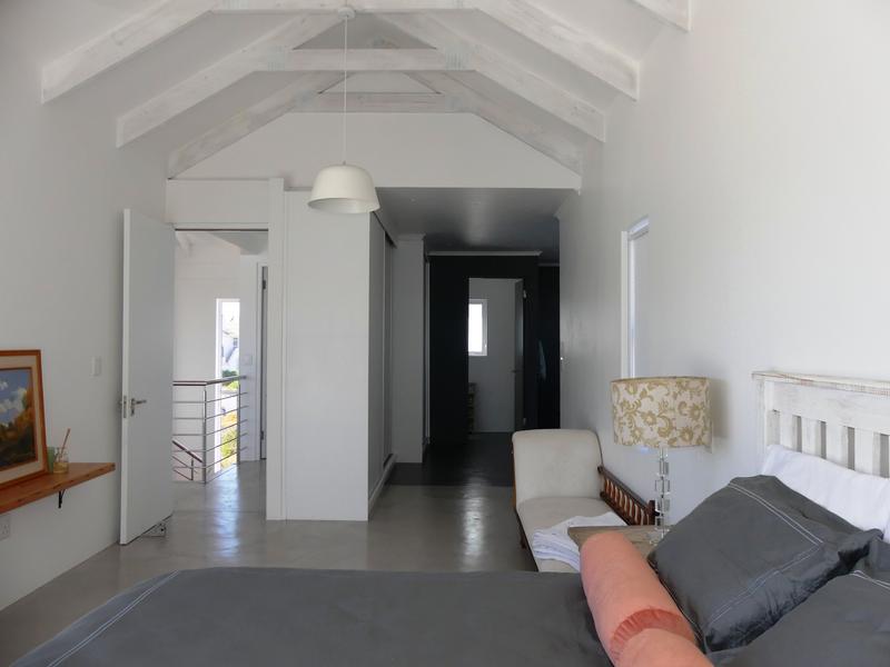 To Let 4 Bedroom Property for Rent in Flagship Western Cape